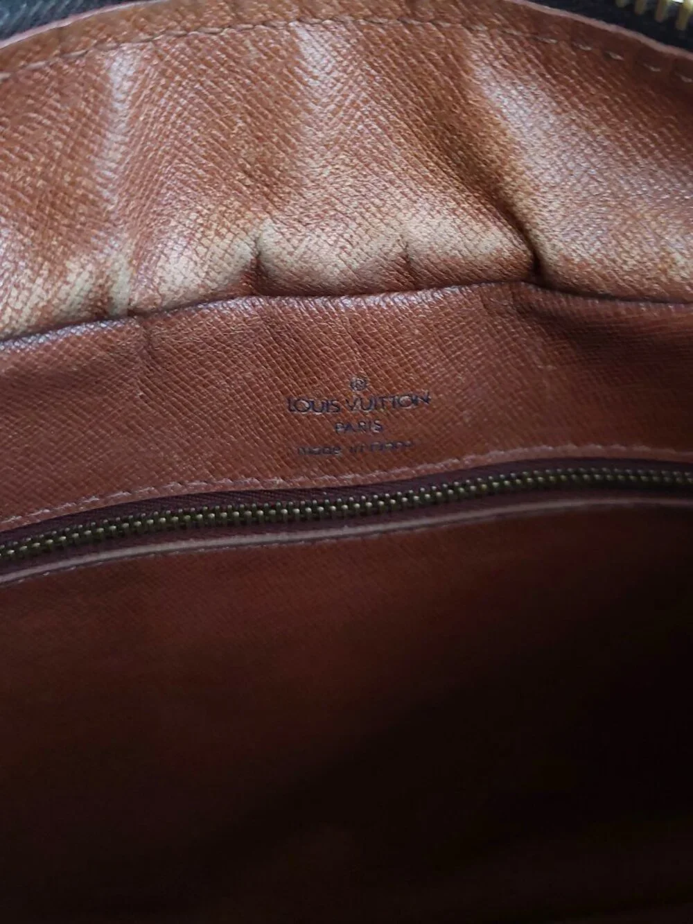 Louis Vuitton Boulogne 30 Monogram Canvas Shoulder Bag